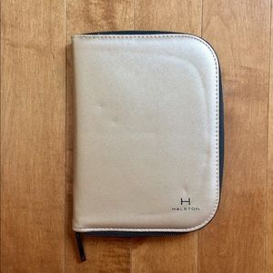 H by Halston Jewelry and Cables Portfolio Case